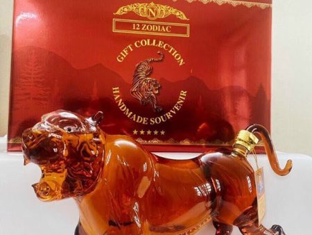 Rượu phong thủy hổ 2022