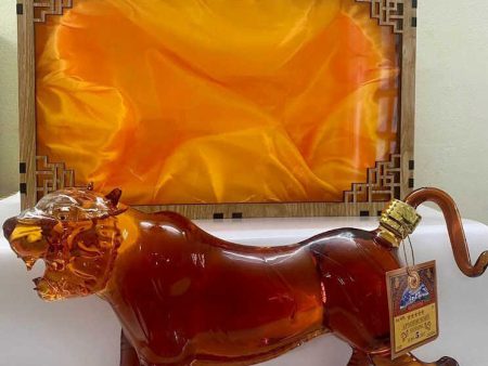 Rượu con hổ hộp gỗ