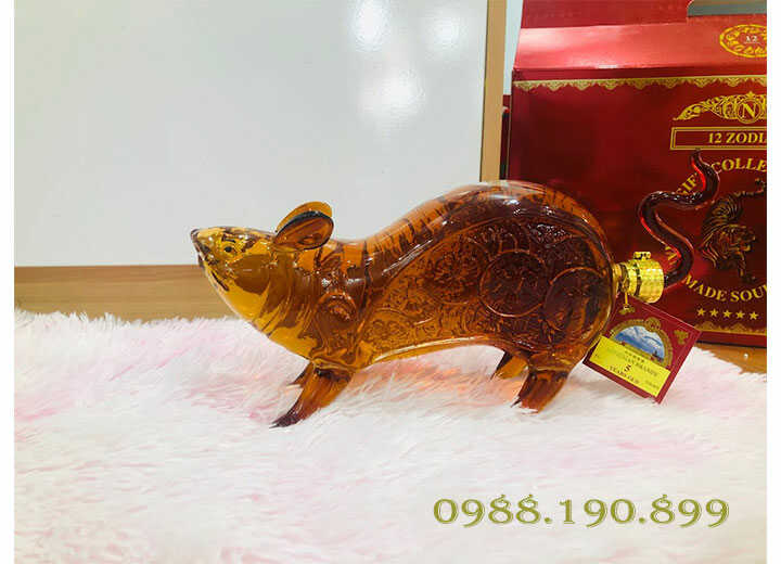 Rượu hình con chuột