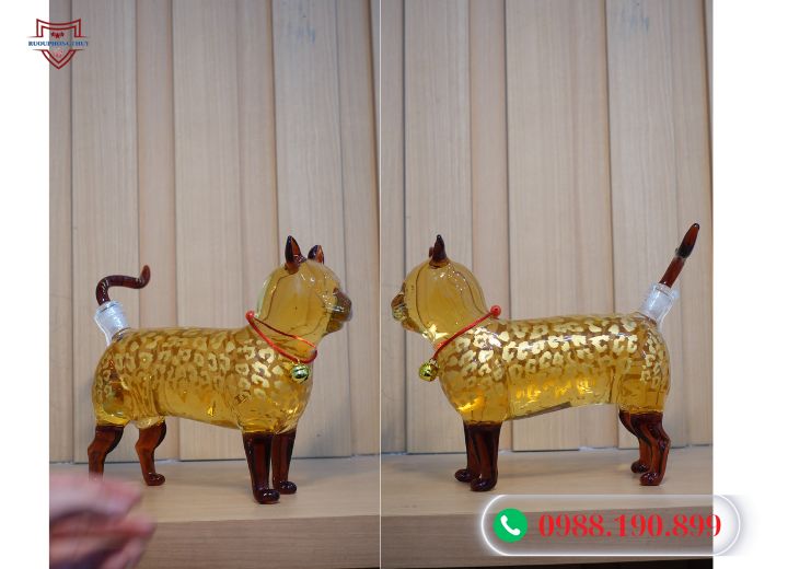 Rượu hình con mèo