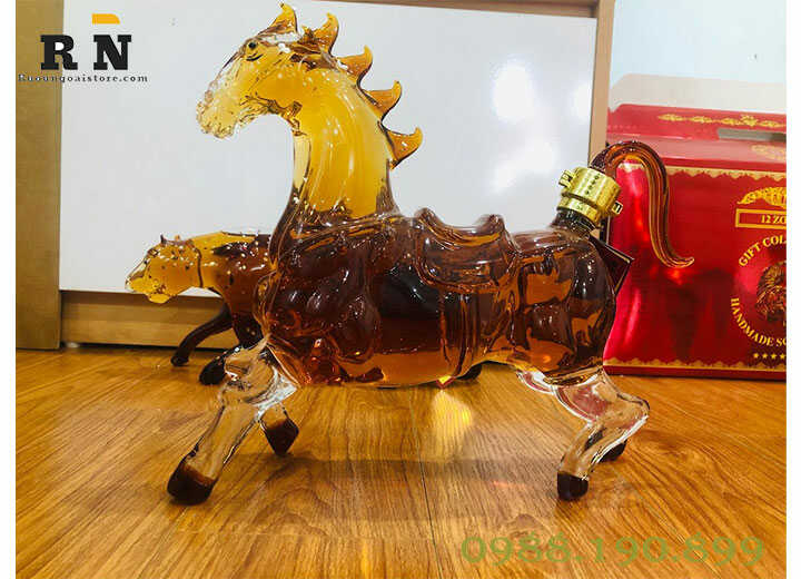 Rượu linh vật con ngựa 