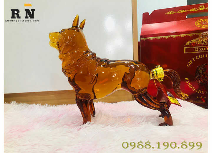 Rượu phong thủy con chó sói