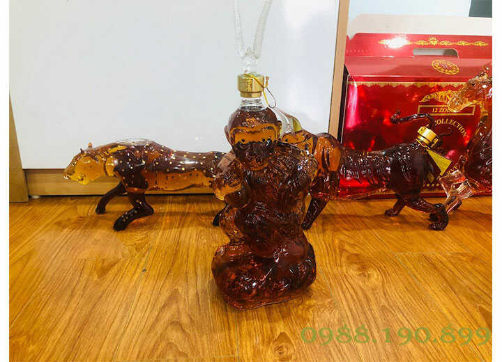 rượu linh vật con khỉ