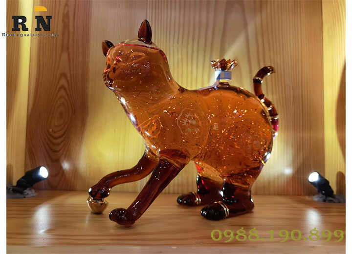 Rượu linh vật mèo vương tài linh miêu