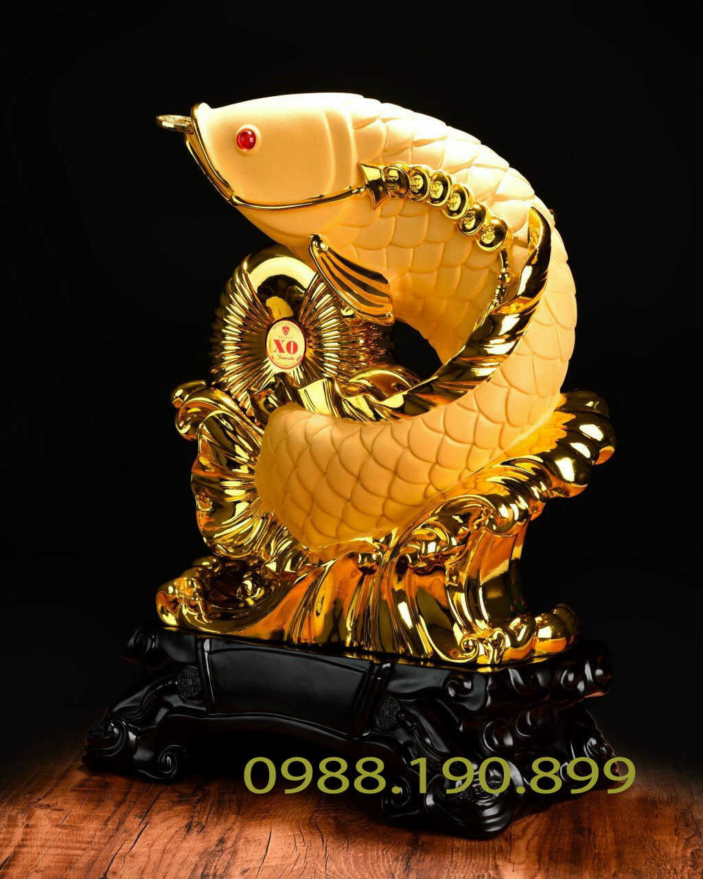 Kệ rượu cá rồng kim long và rượu XO