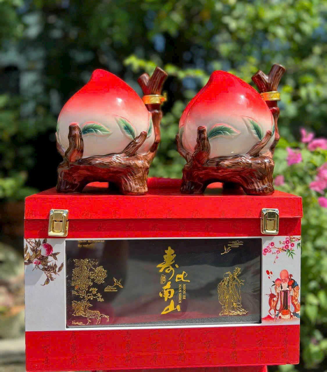 Cặp rượu hình trái đào tiên