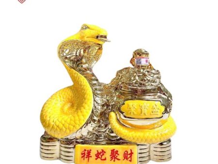 Rượu sứ hình con rắn 2025