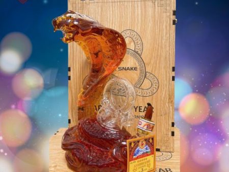 Rượu rắn cuộn 2025