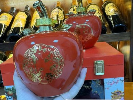 Rượu táo Nhật Tết 2025