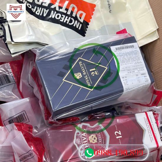 Rượu Chivas duty Free