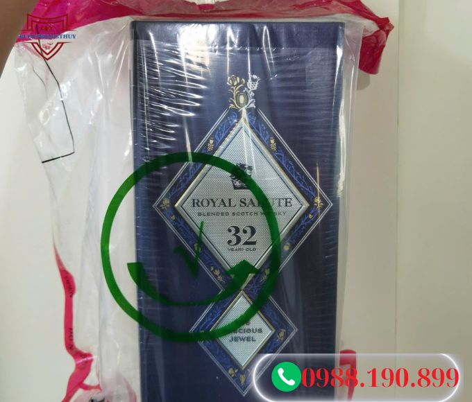 Chivas 32- Duty -free
