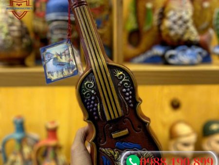 Rượu vang gốm GEORGIA hình cây đàn