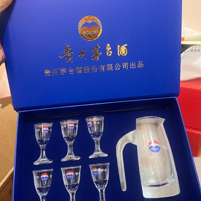 Bộ ly rượu Moutai